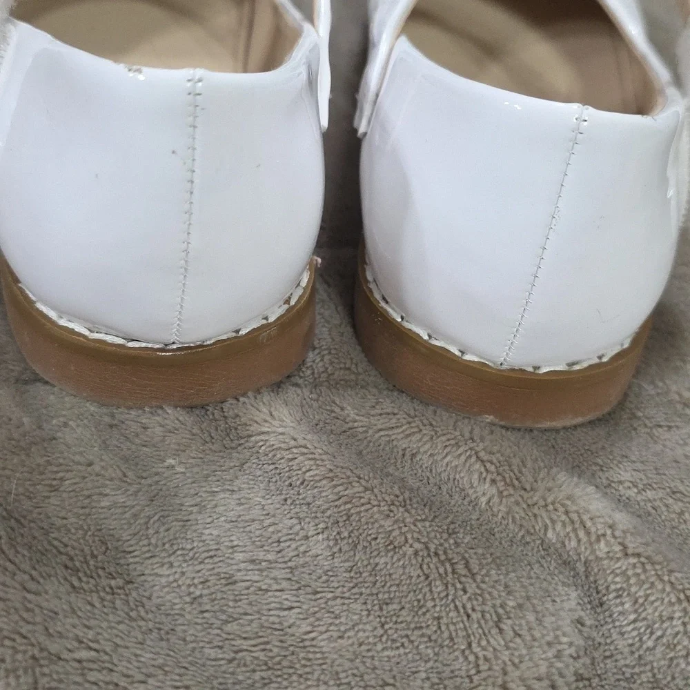 Girl's White Faux Patent Leather Mary Jane Shoes Hook/Loop Easter Sz 30/11.5 EUC